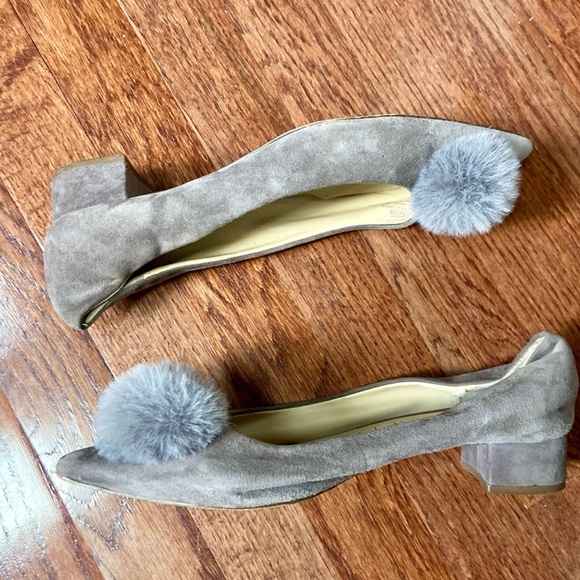 SOLE SOCIETY Mirem Suede Pom Pumps - Picture 13 of 16